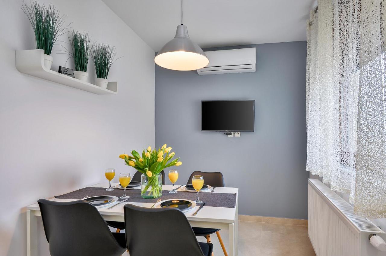 Florek & Florica Apartment *