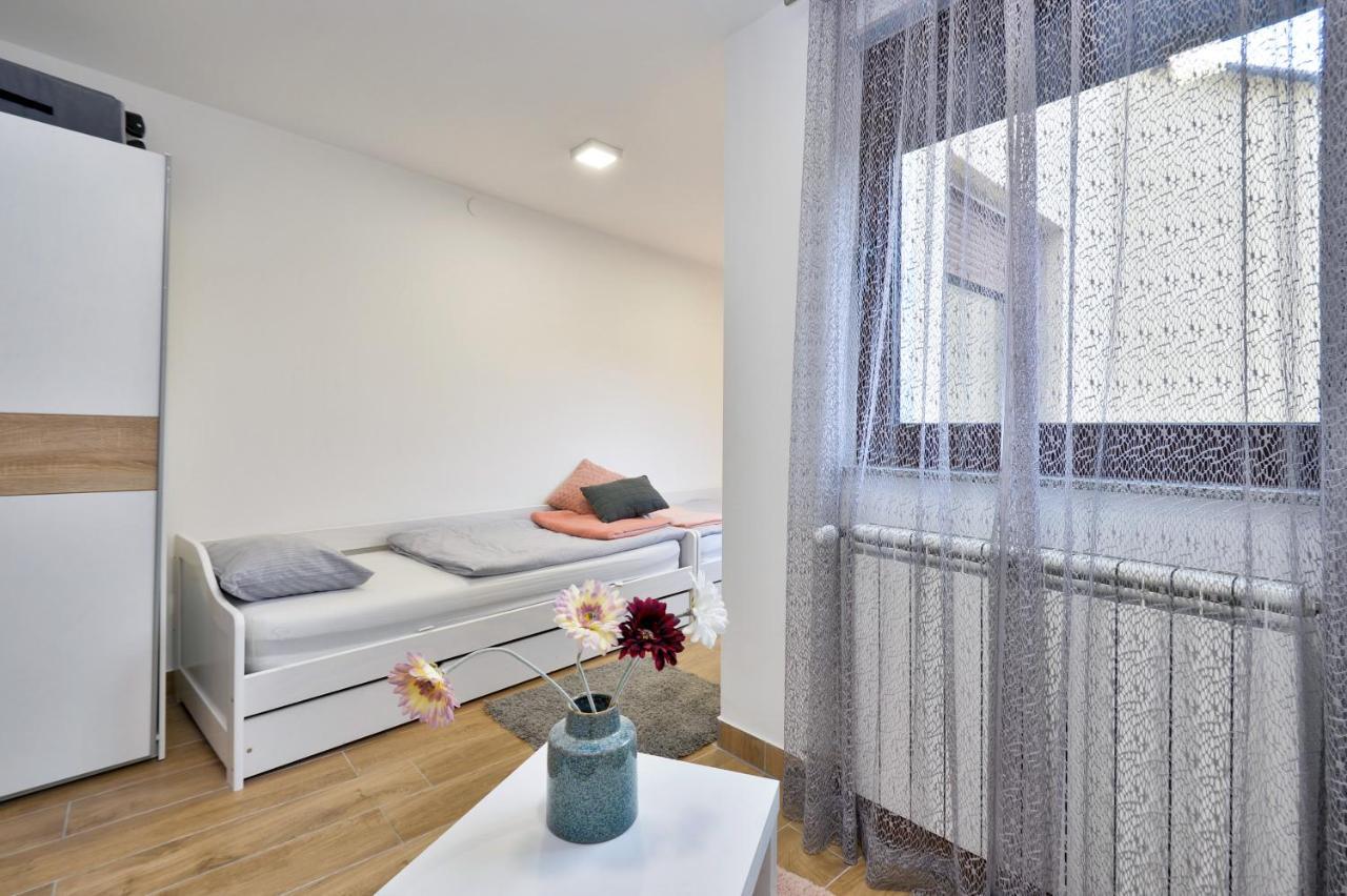 Florek & Florica Apartment