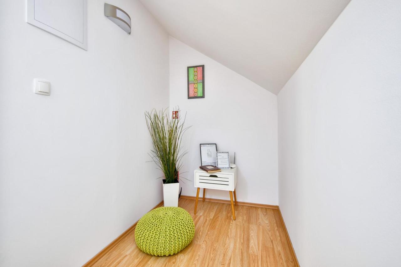 Florek & Florica Apartment